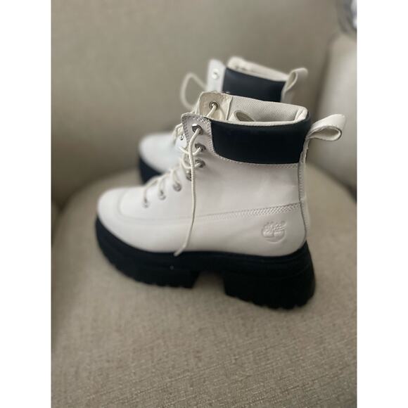 Timberland Combat Boots; Round Toe Boot; S53, Sz 9 - Picture 4 of 13